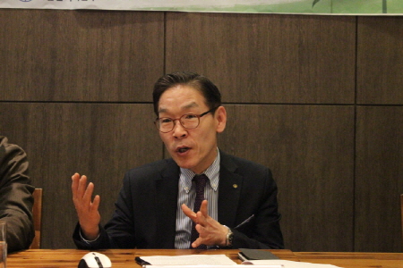 서광준 한국에너지공단 인천지역본부장이 올해 사업계획에 대해 설명하고 있다.