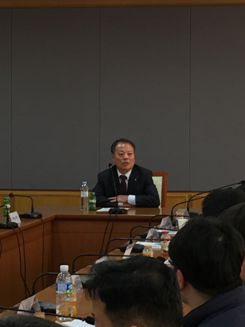 한국지역난방공사 상생협력임원인 박영현 부사장이 동반성장 추진전략을 설명하고 있다.