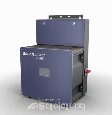 솔라라이트의 SLK-sol 100kW 인버터.