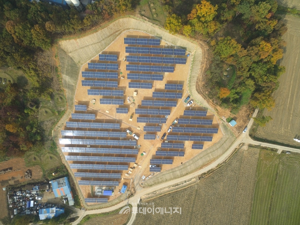 해줌에서 설치한 충북 진천 800kW급 태양광발전소 전경.