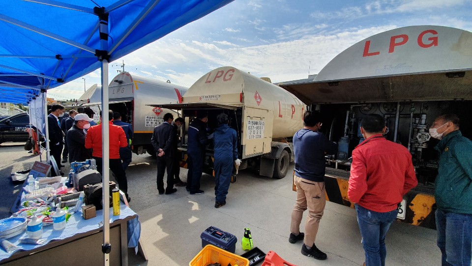 LPG판매협회 벌크위원회가 전국 10여곳의 지역에서 벌크로리 순회점검을 실시한 모습.