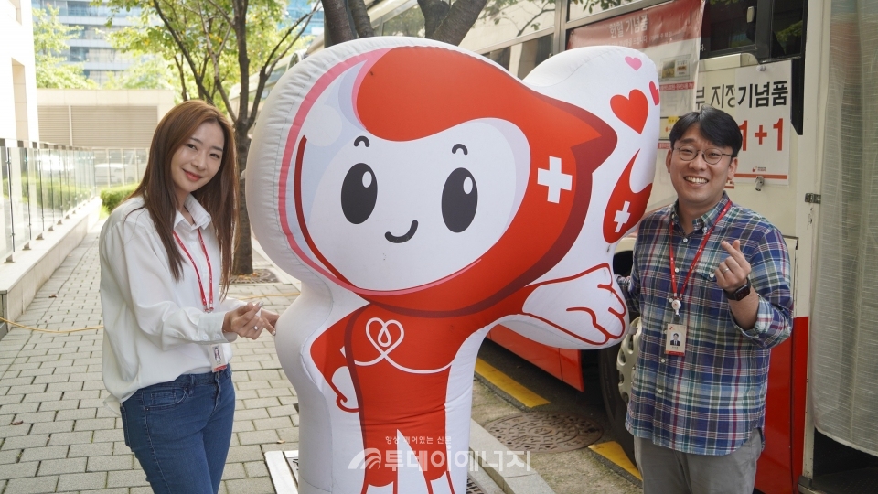 SK가스와 관계사 구성원이 올해 세 번째 헌혈 캠페인을 진행하고 있다.