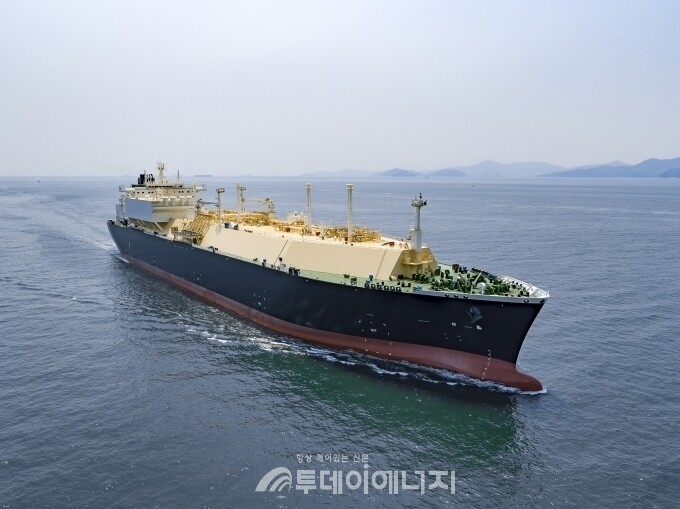 한화오션이 건조한 LNG운반선./한화오션 제공
