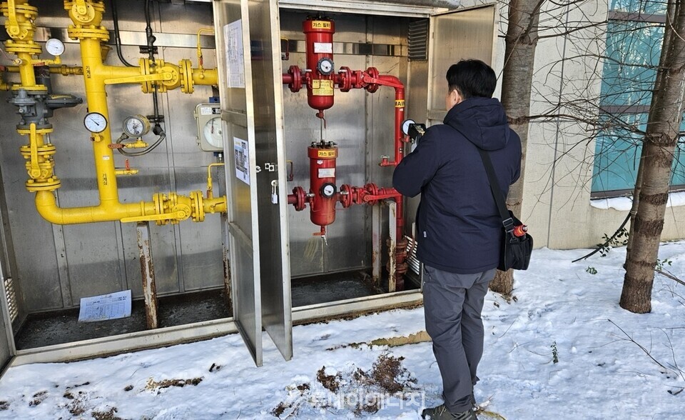 (주)해양에너지 동절기 대비 다중이용시설 특별점검 장면./(주)해양에너지 제공