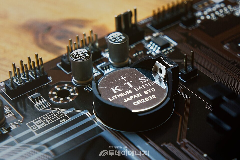 리튬 배터리 이미지 /출처 픽사베이