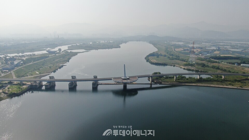 2025년 5월8일 강정고령보 전경(평상상태). / 대구지방환경청 제공