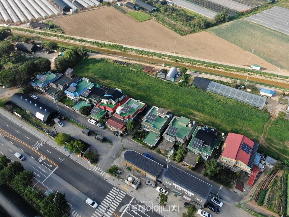 경기도 RE100 자립마을 지붕 태양광 발전 설비/경기도 제공