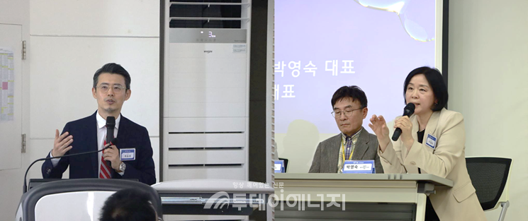 세미나에서 최승호 FH 파트너(좌)와 박영숙 FHK 대표(우)가 발언하고 있다./ 한국PR협회 제공