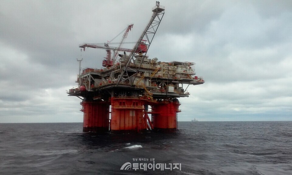 해상유전 이미지 /출처 픽사베이