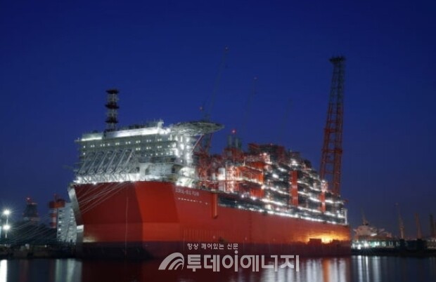 삼성중공업이 건조한 FLNG '코랄 술'.  /삼성중공업 제공