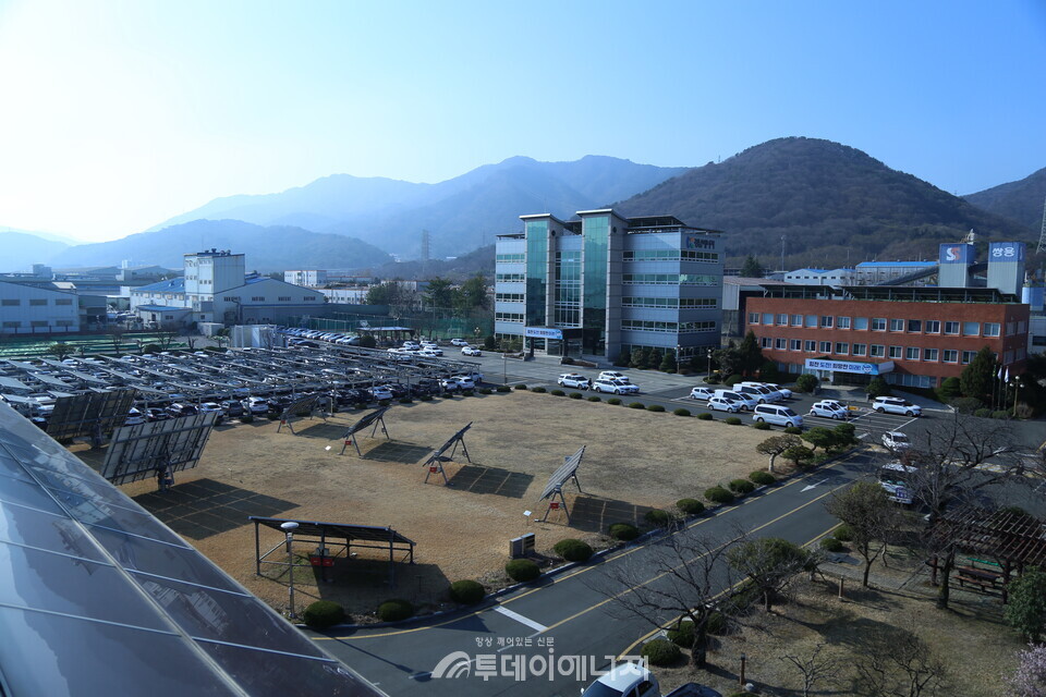 경남에너지가 창원·김해·거제·통영 중심으로 경남 도시가스망의 대대적인 확충에 나서고 있다. 경남에너지 본사 전경. /경남에너지 제공