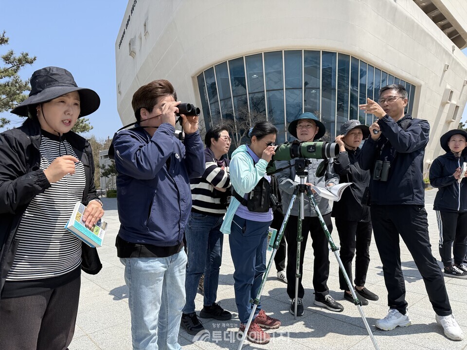 서울에너지드림센터는 국내 첫 갯벌생태해설사 양성과정을 성료했다고 밝혔다./ 서울에너지드림센터 제공