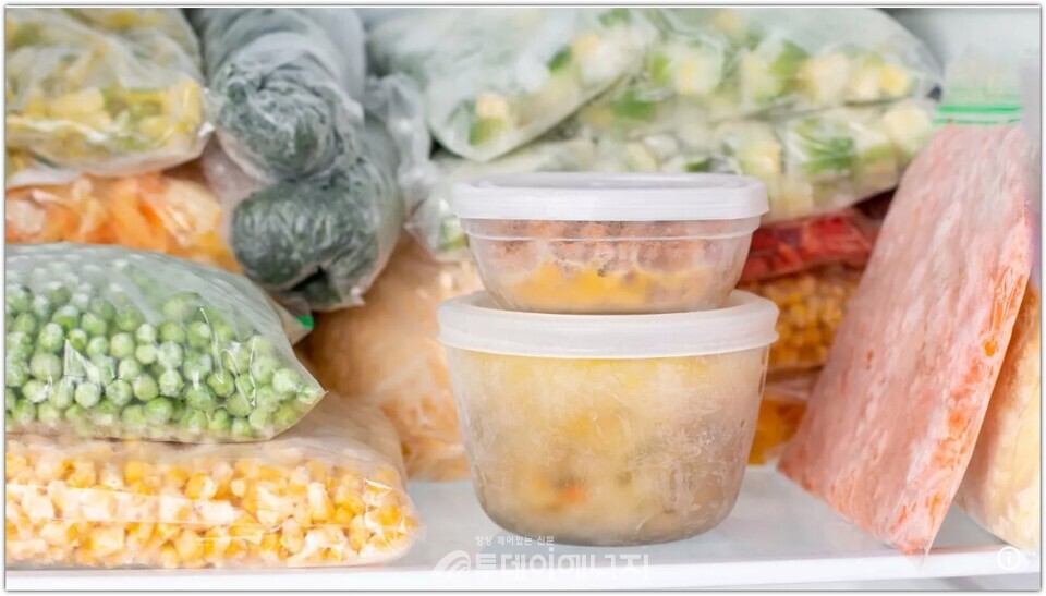 “냉동식품은 냉장고 온도 조절로 에너지와 폐기물을 동시에 절감할 수 있다. 
