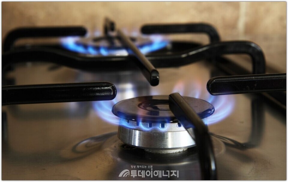LNG 수출 22% 급증…美, 에너지 패권 ‘가속’
