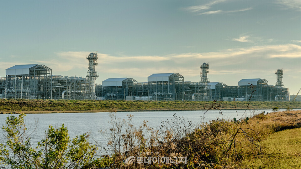 Freeport LNG는 2022년 6월 8일, 네 번째 트레인 건설을 위한 두 번째 연장 요청을 FERC에 제출한 지 한 달도 채 되지 않아 폭발 사고를 겪었다. /Freeport LNG 제공