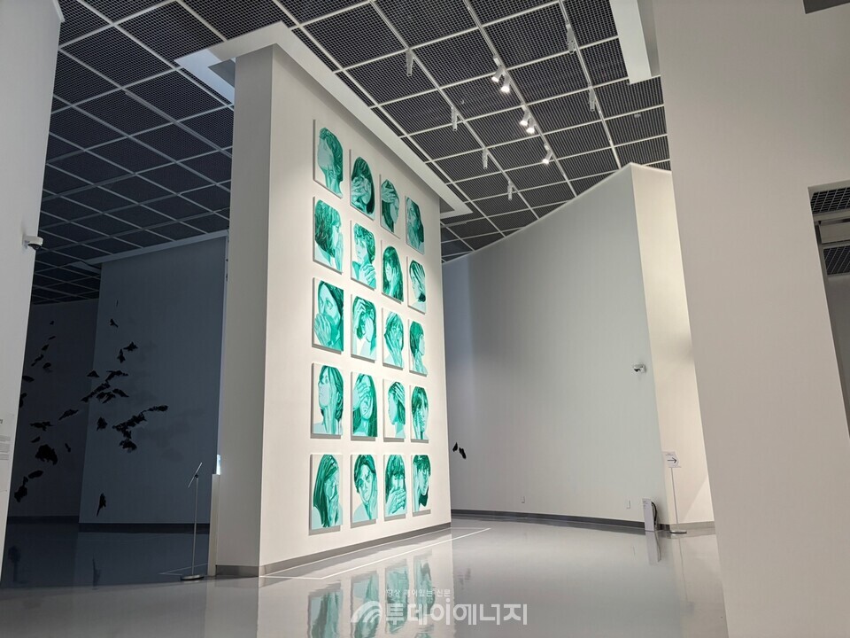 '특수 보관시설인 원주빙하미술관에도 '휴미컨(Humicon)'이 설치 됐다./휴마스터 제공