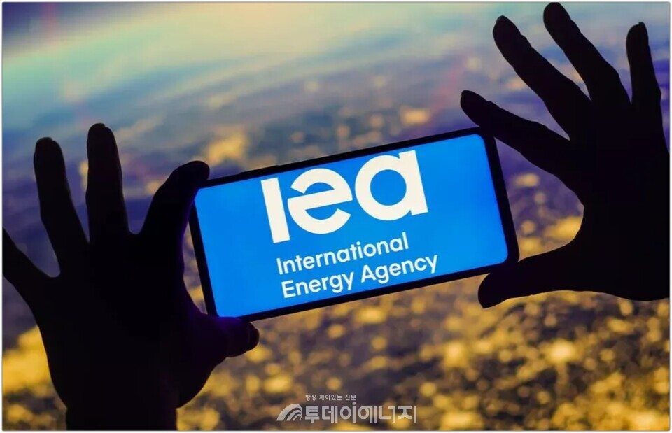 IEA 탈퇴론이 다시 수면 위로 올라왔더