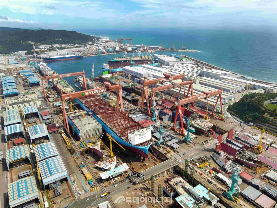 HD현대중공업 야드 전경