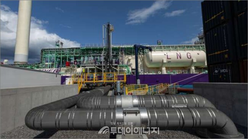 미국이 세계 최대 LNG 생산국으로 부상함에 따라 가스 수출 급증이 미드스트림 파이프라인 운영업체들에게는 여전히 밝은 전망으로 남아 있다.  /블룸버그 제공