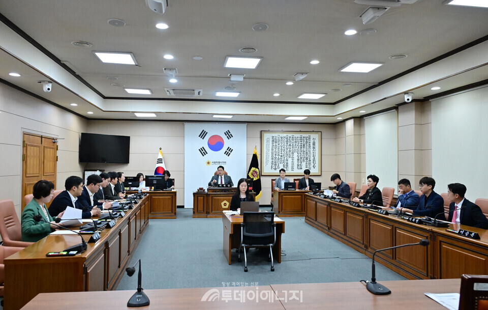 서울시의회가 ‘에너지전략 특별위원회’를 띄우고 본격적인 활동을 시작했다. /서울시의회