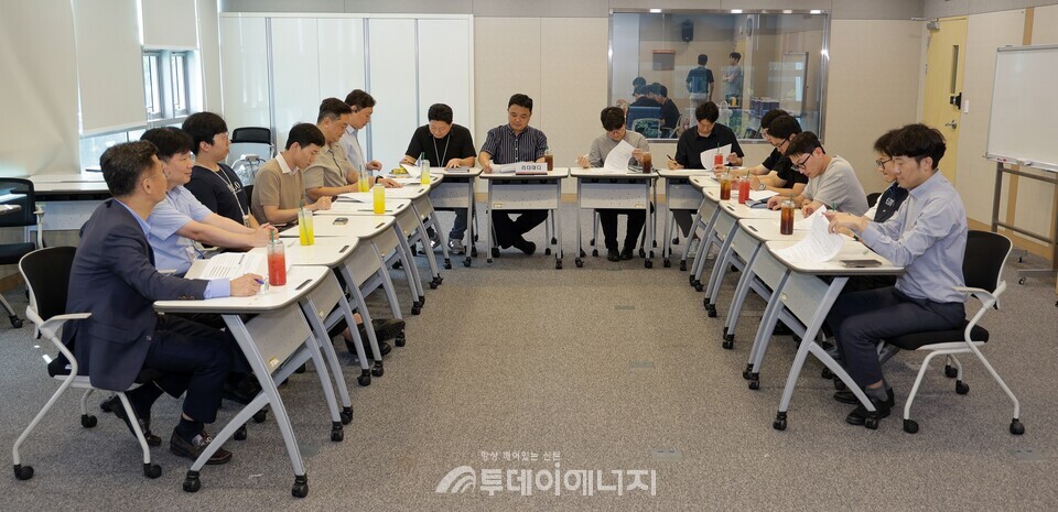 ‘KDN 아육대(아빠 육아 대장)’ 발대식 진행 모습 / 한전 KDN 제공