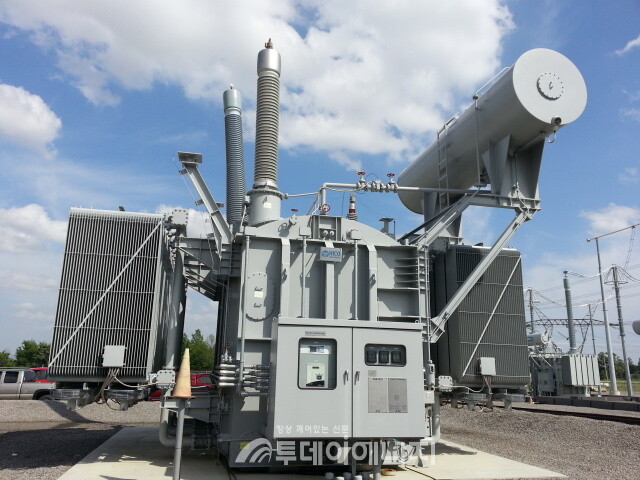 미국 송전망에 설치된 효성중공업 765kV 초고압 변압기 / 효성중공업 제공