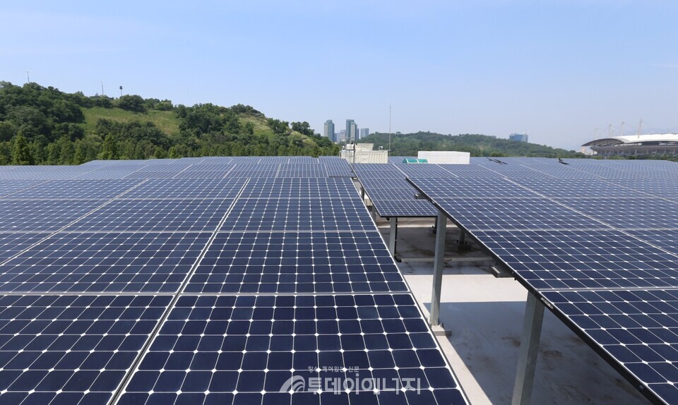 서울에너지드림센터 옥상 태양광./ 서울에너지드림센터
