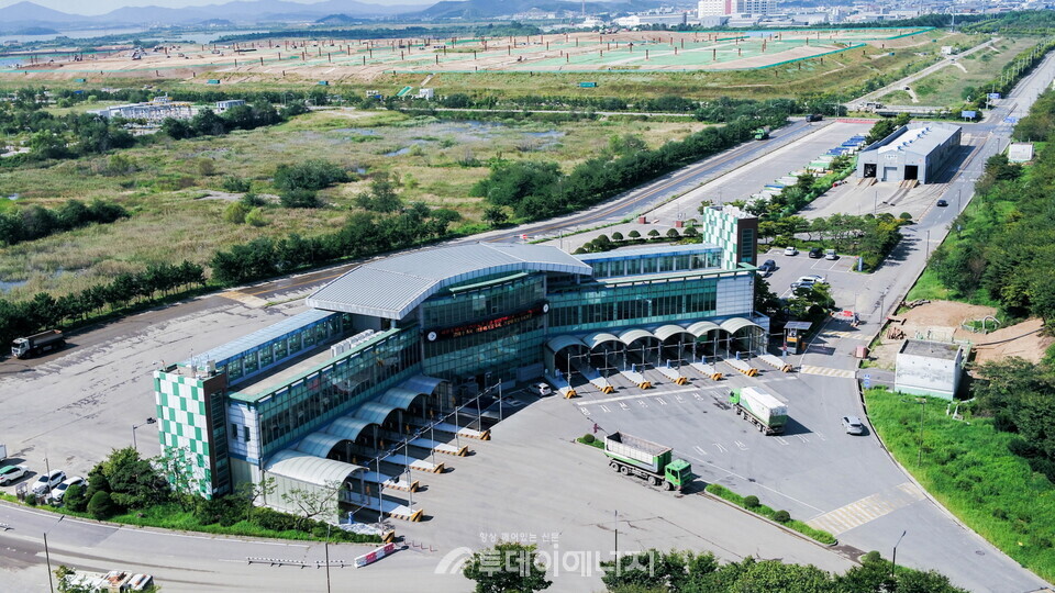 수도권매립지 통합계량대. /수도권매립지관리공사