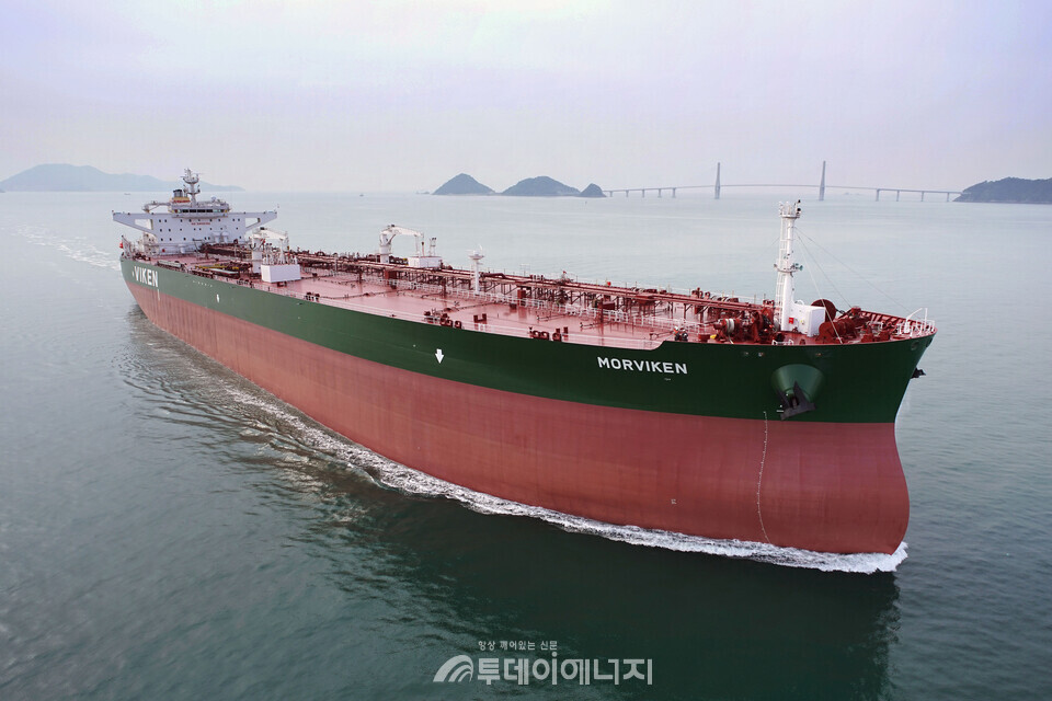 삼성중공업이 건조한 S-MAX 원유운반선