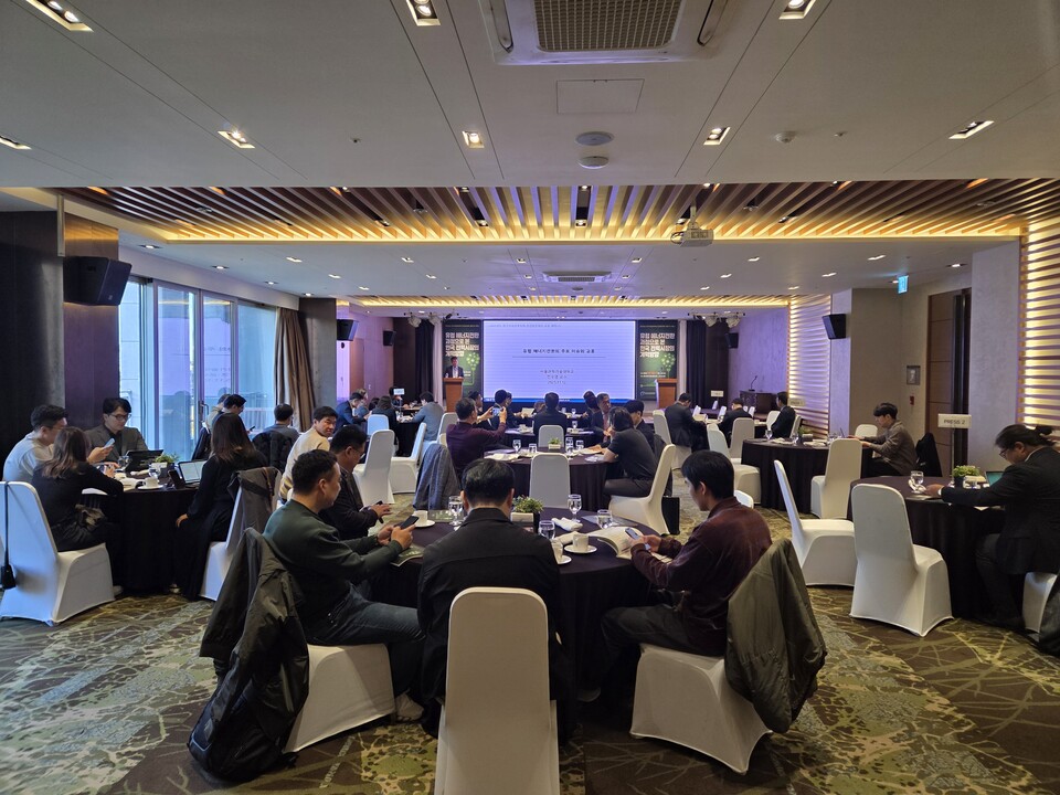 민간발전협회와 한국자원경제학회는 '유럽 에너지 전환과정으로 본 한국 전력시장 개혁방안' 세미나를 개최했다 / 민간발전협회 제공