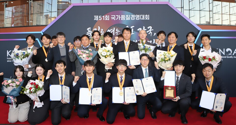 한국서부발전이 국가품질경영대회에서 10년 연속 품질경쟁력 우수기업(1등급)에 선정됐다 / 한국서부발전 제공